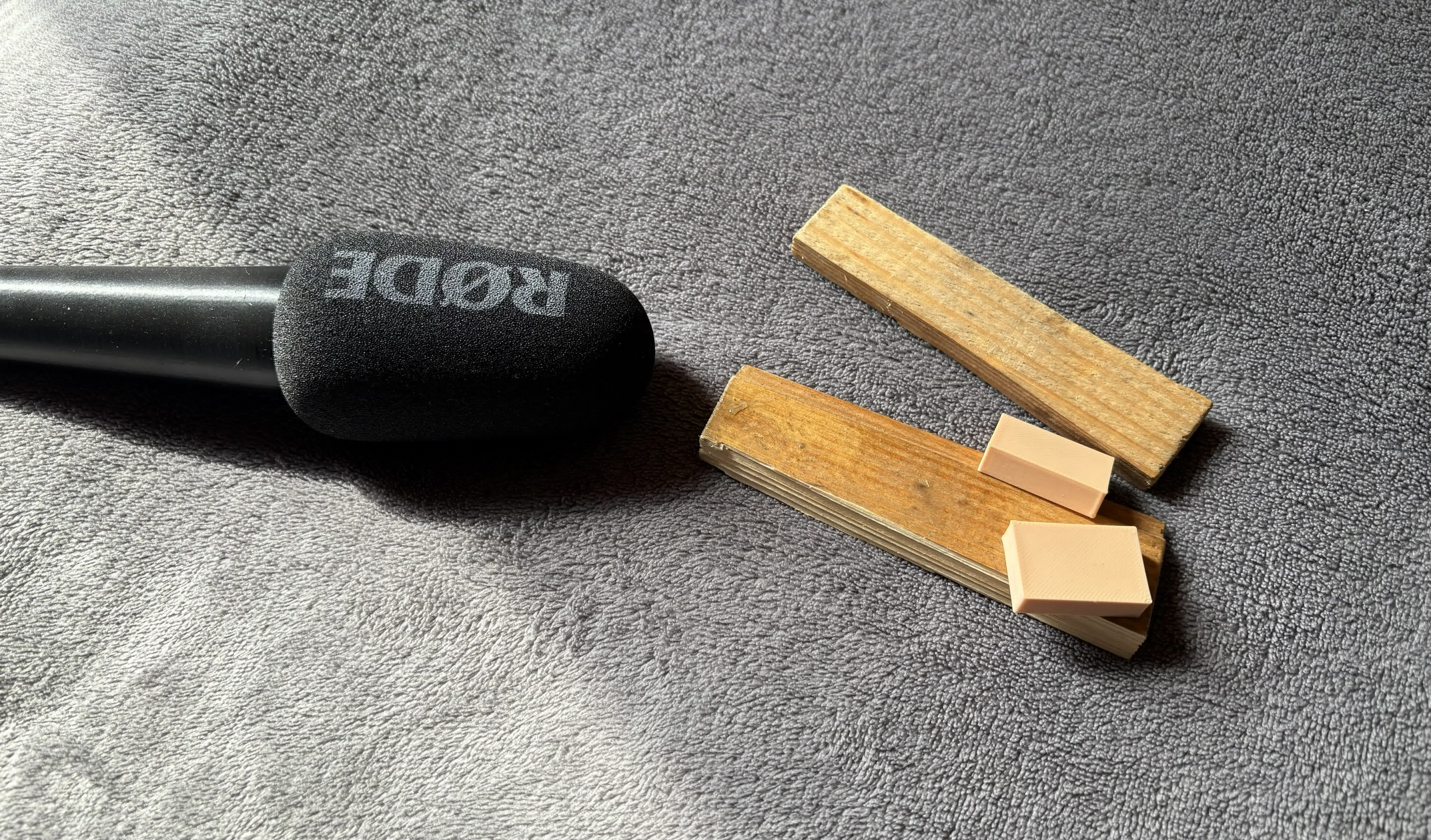 Wood SFX foley