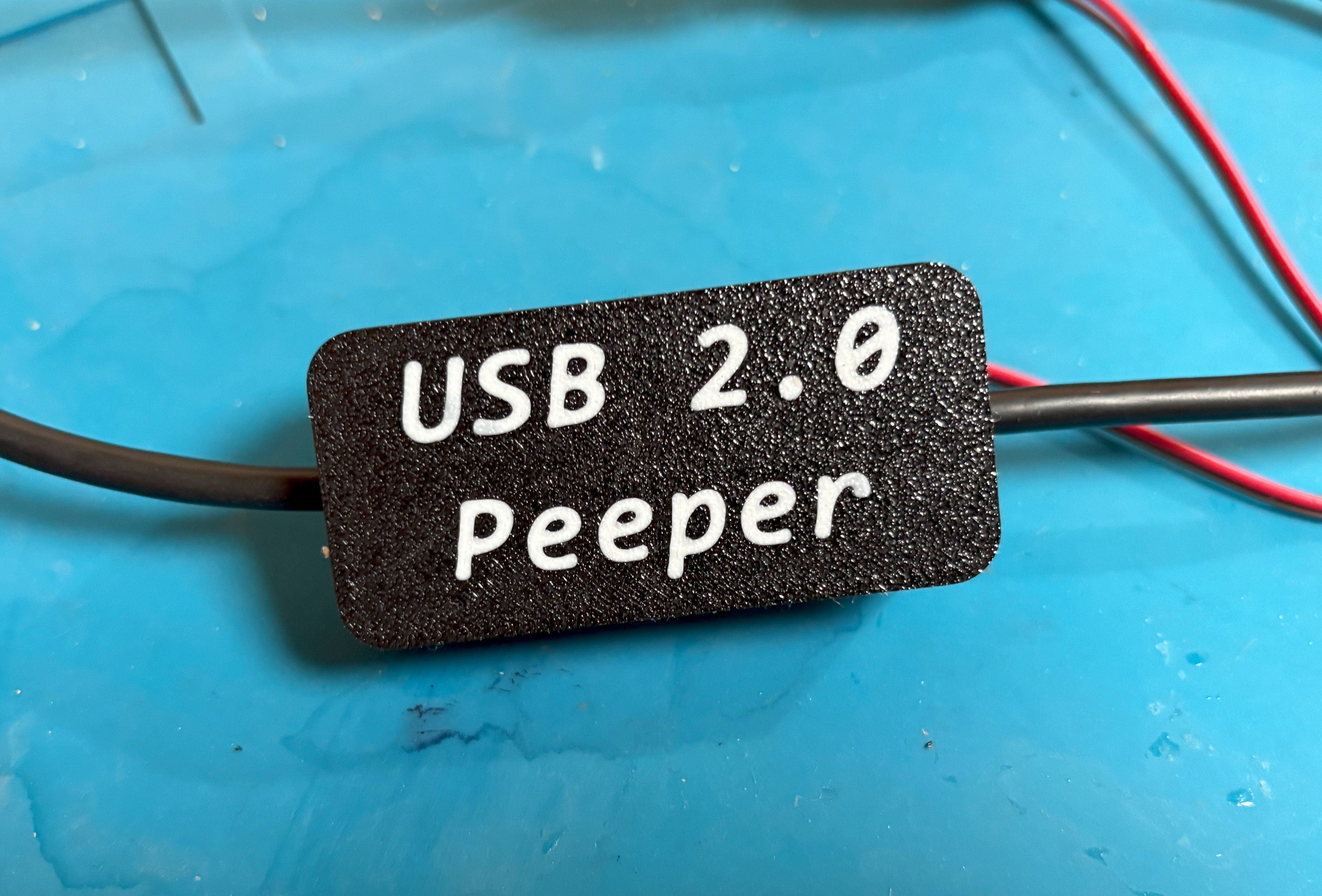 USB 2.0 Peeper bottom